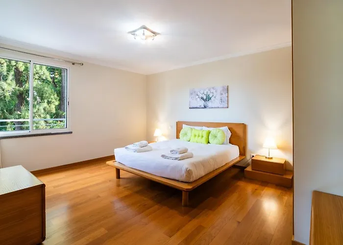 Guestready - Relaxing Escape With Pool דירה